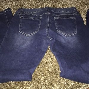 Excellent condition!!! Never wore